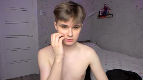 Snapshot of mark_bearcub chatting on January 2025 04:55:02 PM Mark online show from January 2025 04:55:02 PM