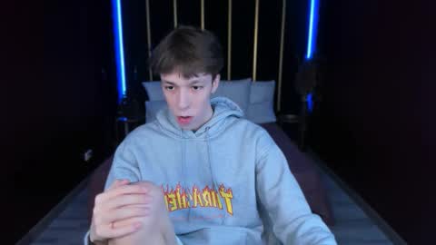 Mark online show from December 2025 10:44:02 AM