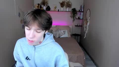 Mark online show from March 2026 02:45:03 PM