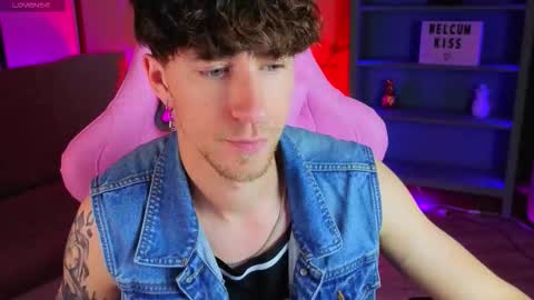 mark_caron online show from October 2025 08:20:01 PM