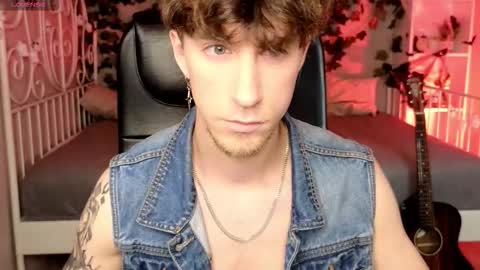 mark_caron online show from October 2025 08:18:01 PM