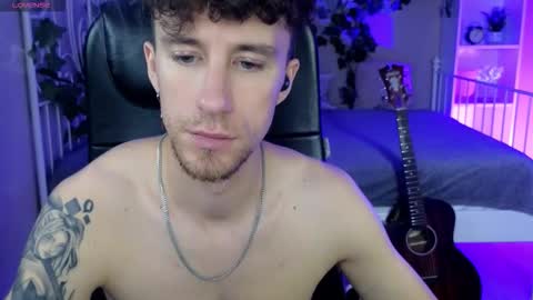 mark_caron online show from November 2025 09:15:01 PM