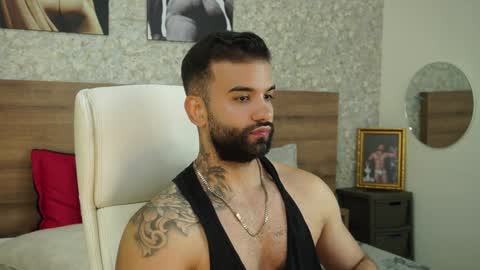 Snapshot of mark_hazze chatting on January 2025 11:33:01 PM Mark online show from January 2025 11:33:01 PM