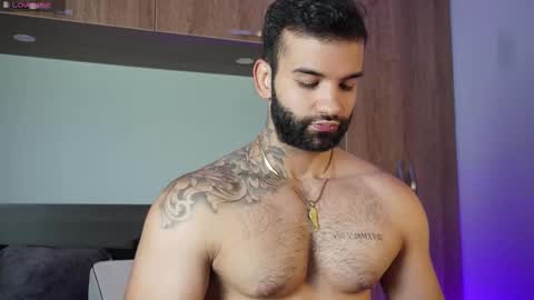 Snapshot of mark_hazze chatting on October 2025 11:25:02 PM Mark online show from October 2025 11:25:02 PM