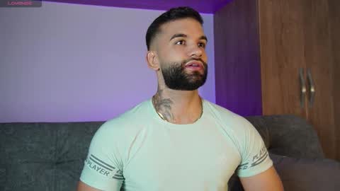 Snapshot of mark_hazze chatting on November 2025 09:58:01 PM Mark online show from November 2025 09:58:01 PM