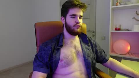 MARK MAXIM online show from November 2025 02:02:01 PM