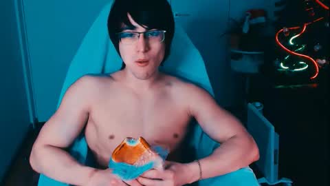 mark online show from December 2025 05:45:02 AM