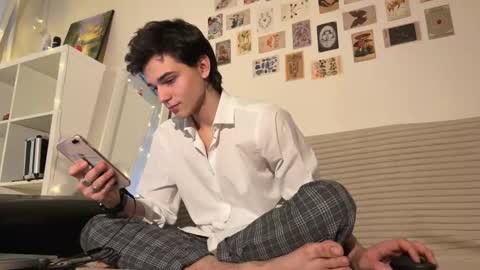 Snapshot of mark_romal chatting on November 2025 12:53:01 PM Mark online show from November 2025 12:53:01 PM