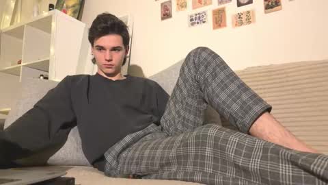 Snapshot of mark_romal chatting on November 2025 02:28:02 PM Mark online show from November 2025 02:28:02 PM