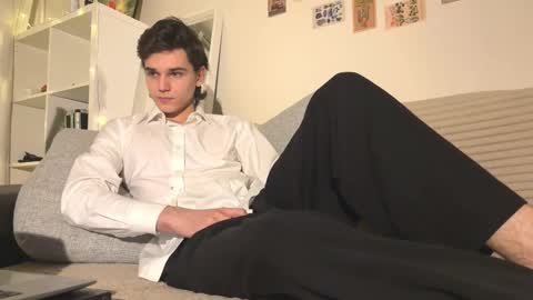 Snapshot of mark_romal chatting on November 2025 01:37:02 PM Mark online show from November 2025 01:37:02 PM