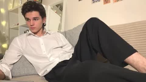 Snapshot of mark_romal chatting on December 2025 01:28:02 PM Mark online show from December 2025 01:28:02 PM