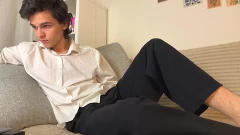 Snapshot of mark_romal chatting on December 2025 01:40:02 PM Mark online show from December 2025 01:40:02 PM