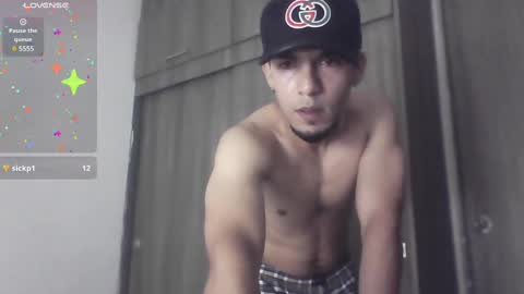 Snapshot of mark_rut chatting on December 2024 04:33:02 AM MODEL Mark Rut online show from December 2024 04:33:02 AM