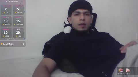 Snapshot of mark_rut chatting on December 2024 11:18:02 PM MODEL Mark Rut online show from December 2024 11:18:02 PM