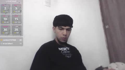 Snapshot of mark_rut chatting on December 2024 09:40:01 PM MODEL Mark Rut online show from December 2024 09:40:01 PM