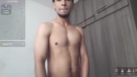 Snapshot of mark_rut chatting on January 2025 06:38:02 PM MODEL Mark Rut online show from January 2025 06:38:02 PM