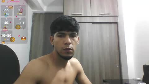 Snapshot of mark_rut chatting on February 2025 12:29:01 AM MODEL Mark Rut online show from February 2025 12:29:01 AM