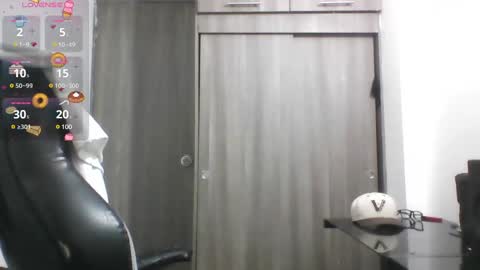 Snapshot of mark_rut chatting on February 2025 01:45:01 AM MODEL Mark Rut online show from February 2025 01:45:01 AM