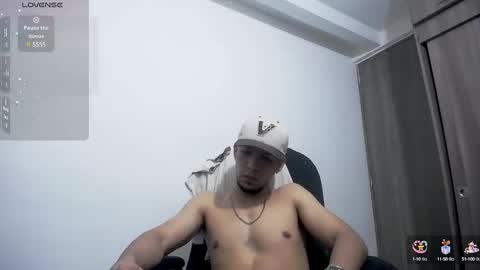 Snapshot of mark_rut chatting on February 2025 01:52:02 AM MODEL Mark Rut online show from February 2025 01:52:02 AM