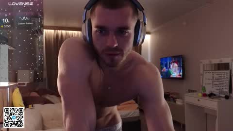 Snapshot of mark_stiff chatting on November 2025 10:06:02 AM Mark online show from November 2025 10:06:02 AM