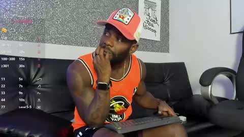 Mark online show from May 2026 03:25:02 AM