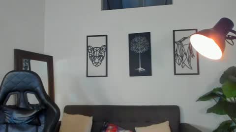 mark_x23 online show from June 2026 09:14:01 AM