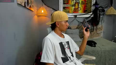 markbowie online show from November 2025 03:25:01 PM