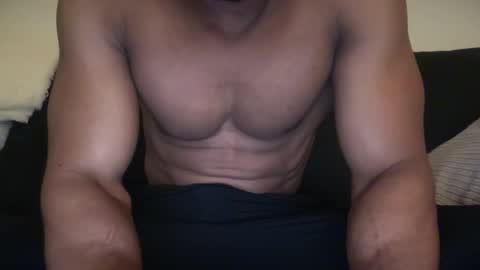 Snapshot of markkevblue chatting on May 2026 03:56:01 AM Markkev online show from May 2026 03:56:01 AM
