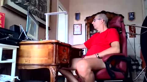 markmarkmark00 online show from May 2026 02:46:01 PM
