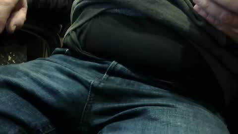 Snapshot of markpanier chatting on March 2026 04:06:02 AM markpanier online show from March 2026 04:06:02 AM