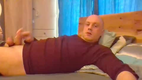 markus_7 online show from June 2026 12:33:01 PM