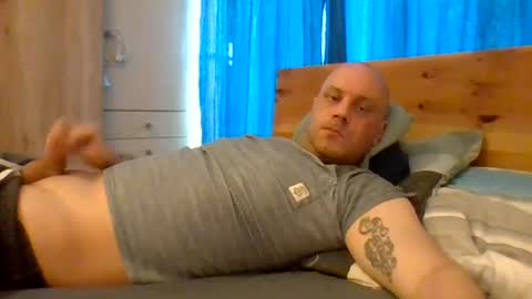 markus_7 online show from June 2026 07:11:01 AM