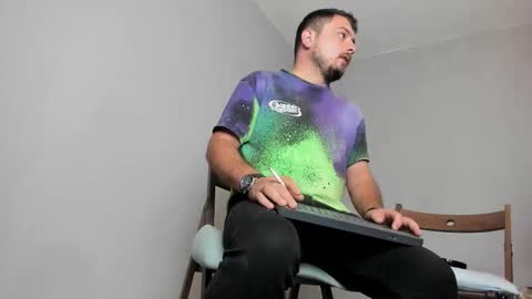 Snapshot of markwaynescr chatting on October 2025 11:18:01 AM MARK online show from October 2025 11:18:01 AM