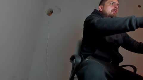 Snapshot of markwaynescr chatting on November 2025 07:23:02 PM MARK online show from November 2025 07:23:02 PM