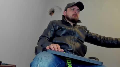 Snapshot of markwaynescr chatting on November 2025 11:21:02 AM MARK online show from November 2025 11:21:02 AM