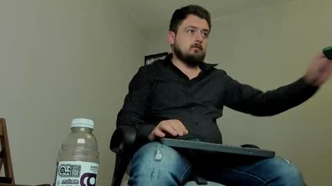 Snapshot of markwaynescr chatting on November 2025 09:25:02 PM MARK online show from November 2025 09:25:02 PM