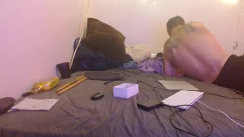 markymark101825061 online show from January 2025 10:48:01 AM