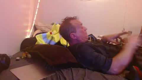 markymark101825061 online show from January 2025 01:42:02 AM