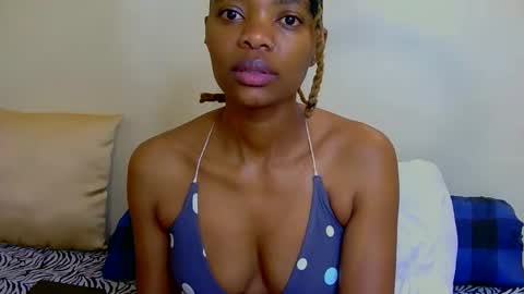 Snapshot of marly_babe chatting on March 2026 04:07:02 AM Marly online show from March 2026 04:07:02 AM