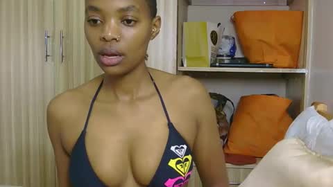 Snapshot of marly_babe chatting on March 2026 02:01:02 AM Marly online show from March 2026 02:01:02 AM