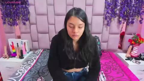 Snapshot of marlyanal chatting on March 2025 02:18:01 PM Marly Anal online show from March 2025 02:18:01 PM