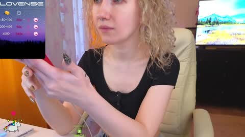 Snapshot of marmeladka777 chatting on January 2025 11:37:01 AM Alena online show from January 2025 11:37:01 AM