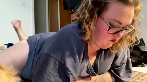 Snapshot of maroon_moon chatting on February 2025 08:04:02 PM maroon_moon online show from February 2025 08:04:02 PM