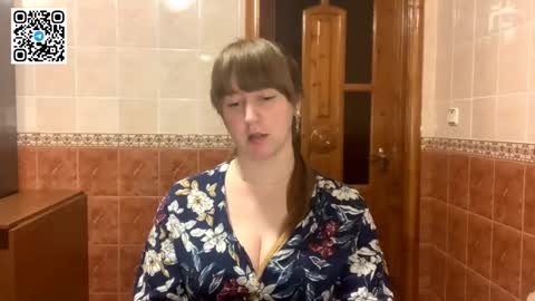 Miriam online show from November 2025 08:52:01 PM