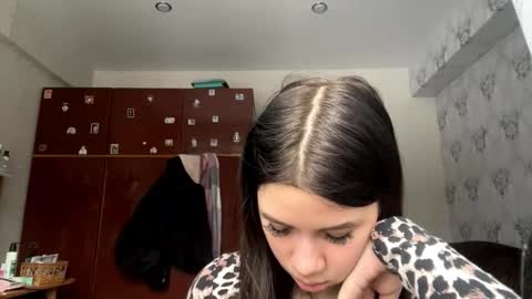 Giulia online show from November 2025 07:44:02 AM