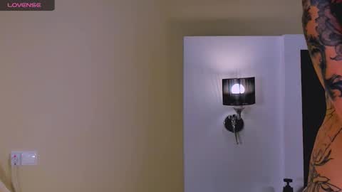 Snapshot of marrenar chatting on October 2025 06:22:02 AM Mari online show from October 2025 06:22:02 AM