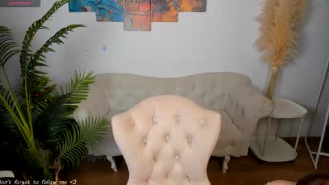 Marrie online show from December 2025 01:28:01 PM