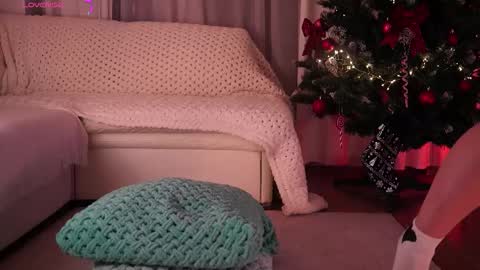 Snapshot of marrygrayes chatting on November 2025 05:36:02 PM Maria online broadcast from Tuesday to Suturday from 6 pm to 12 pm Germany time Sunday-Monday offline online show from November 2025 05:36:02 PM