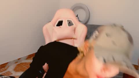 May online show from December 2025 08:06:01 PM