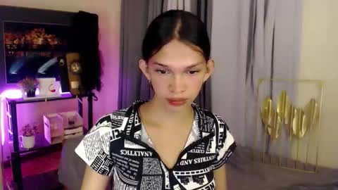 Snapshot of marryme_leixx chatting on April 2026 10:07:02 AM LEIXX online show from April 2026 10:07:02 AM